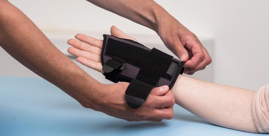 wrist support brace