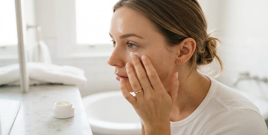Eyevage vs Other Anti-aging Eye Creams – Application Tips for Best Results